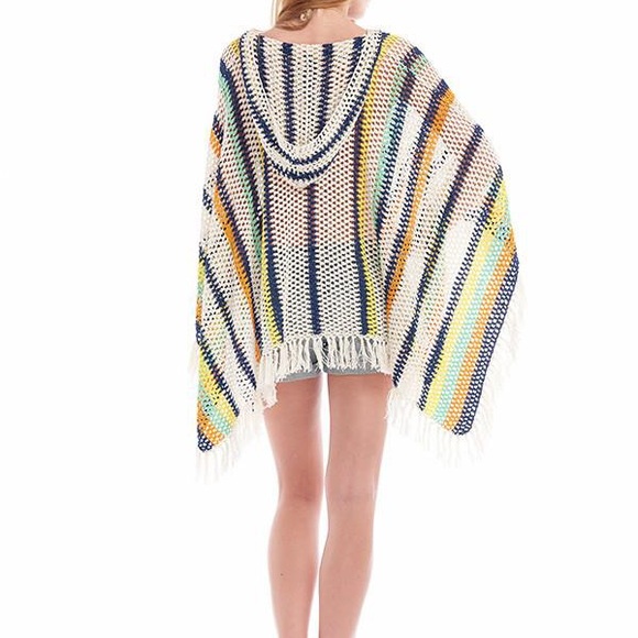 Anna Kosturova Baja Poncho - Picture 5 of 12